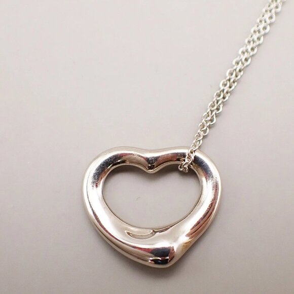 TIFFANY & CO. Logo Open Heart 16mm Chain Necklace Silver AG925 05CA057 - Picture 1 of 9